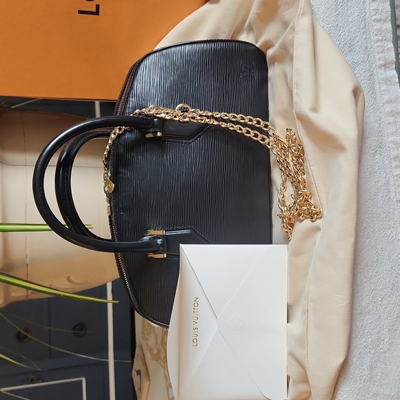 Louis Vuitton Handbags - Louis Vuitton